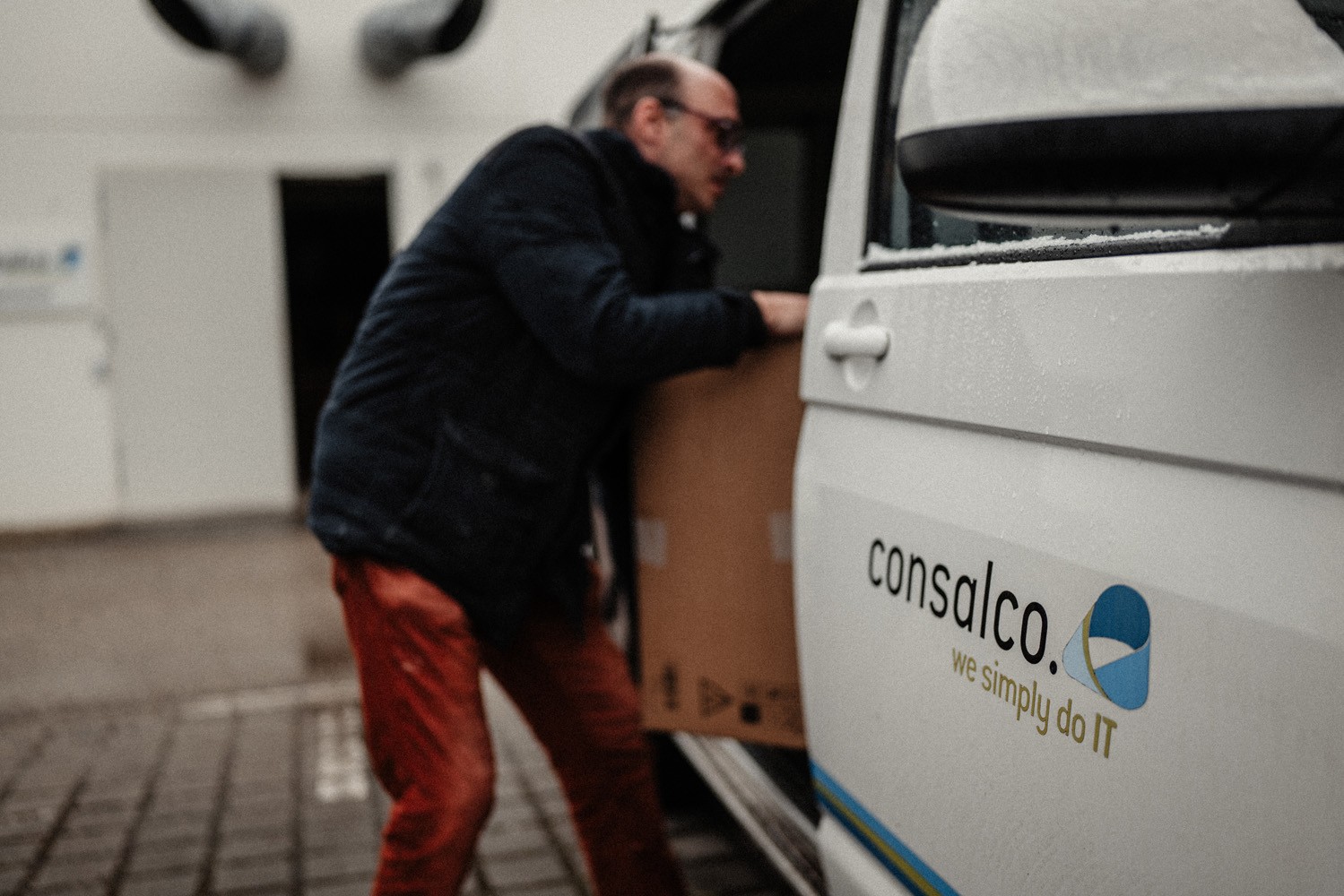 Consalco - Logistics & Supply